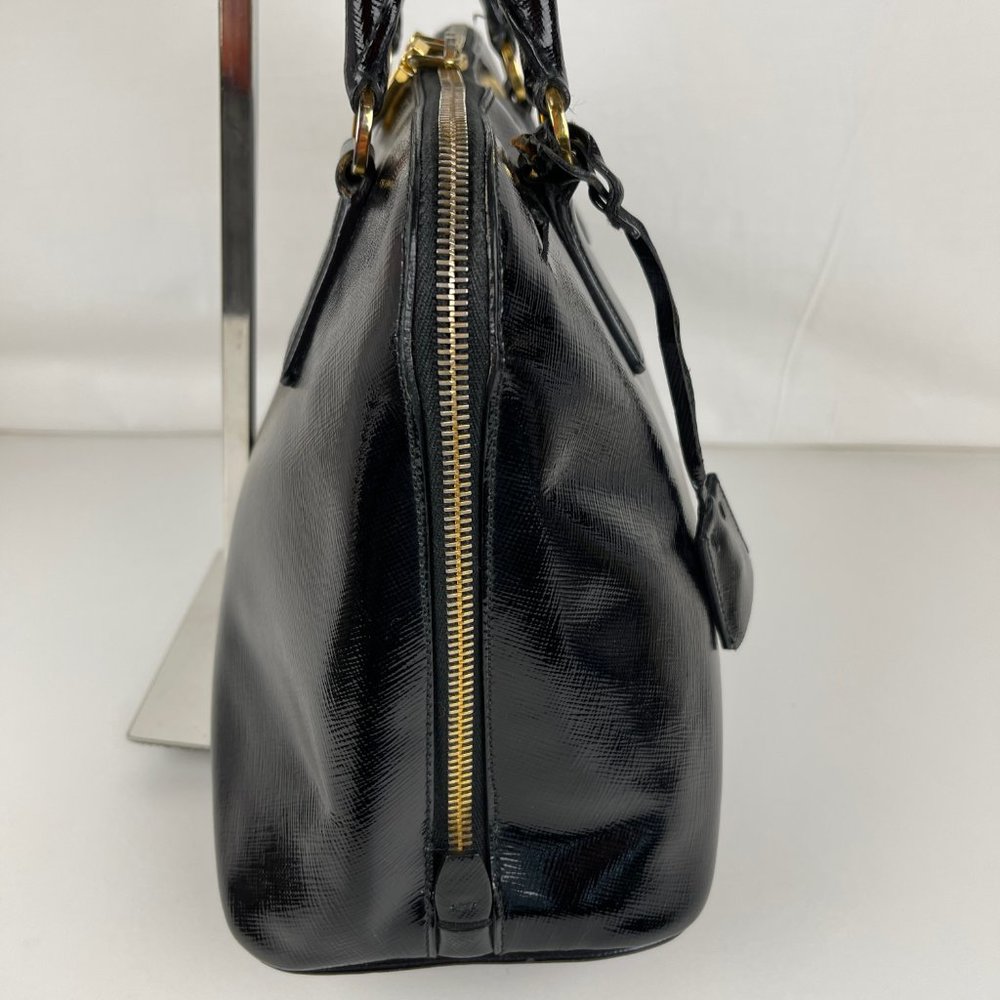 Prada Luxurious Black Leather Satchel - Picture 6 of 12